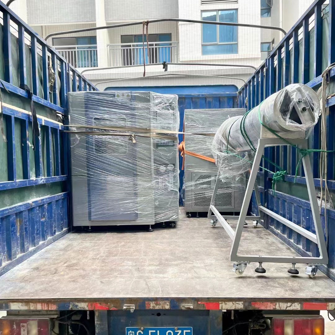 IP56淋雨試驗(yàn)箱，氙燈箱和臭氧箱送貨廣